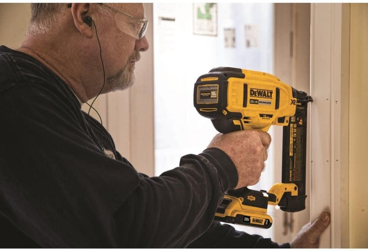 20V MAX Cordless 18 Gauge Nailer