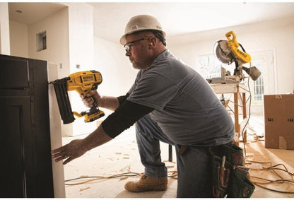 20V MAX Cordless 18 Gauge Nailer